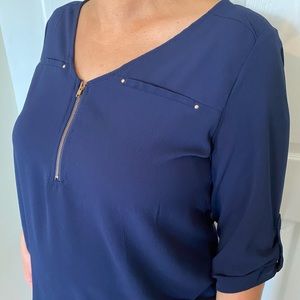 💙Blue Blouse with gold accents